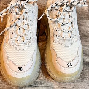 Balenciaga sneakers size 38
